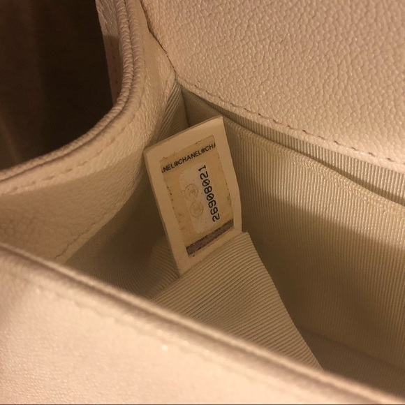 Chanel Small Le Boy White Gold Caviar Bag - Picture 6 of 8